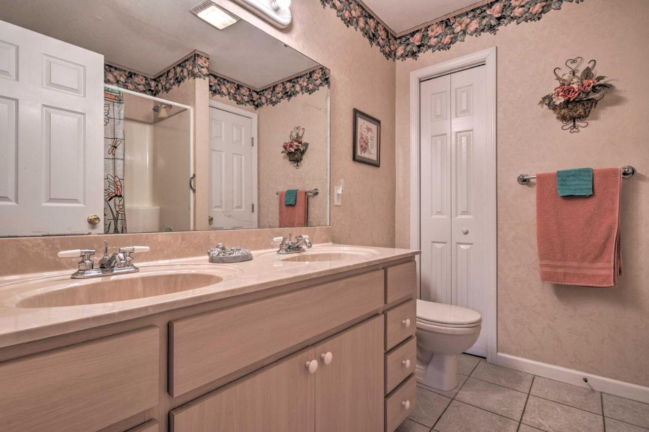 Charming Burnsville Apt With Mountain Views And Deck! Экстерьер фото