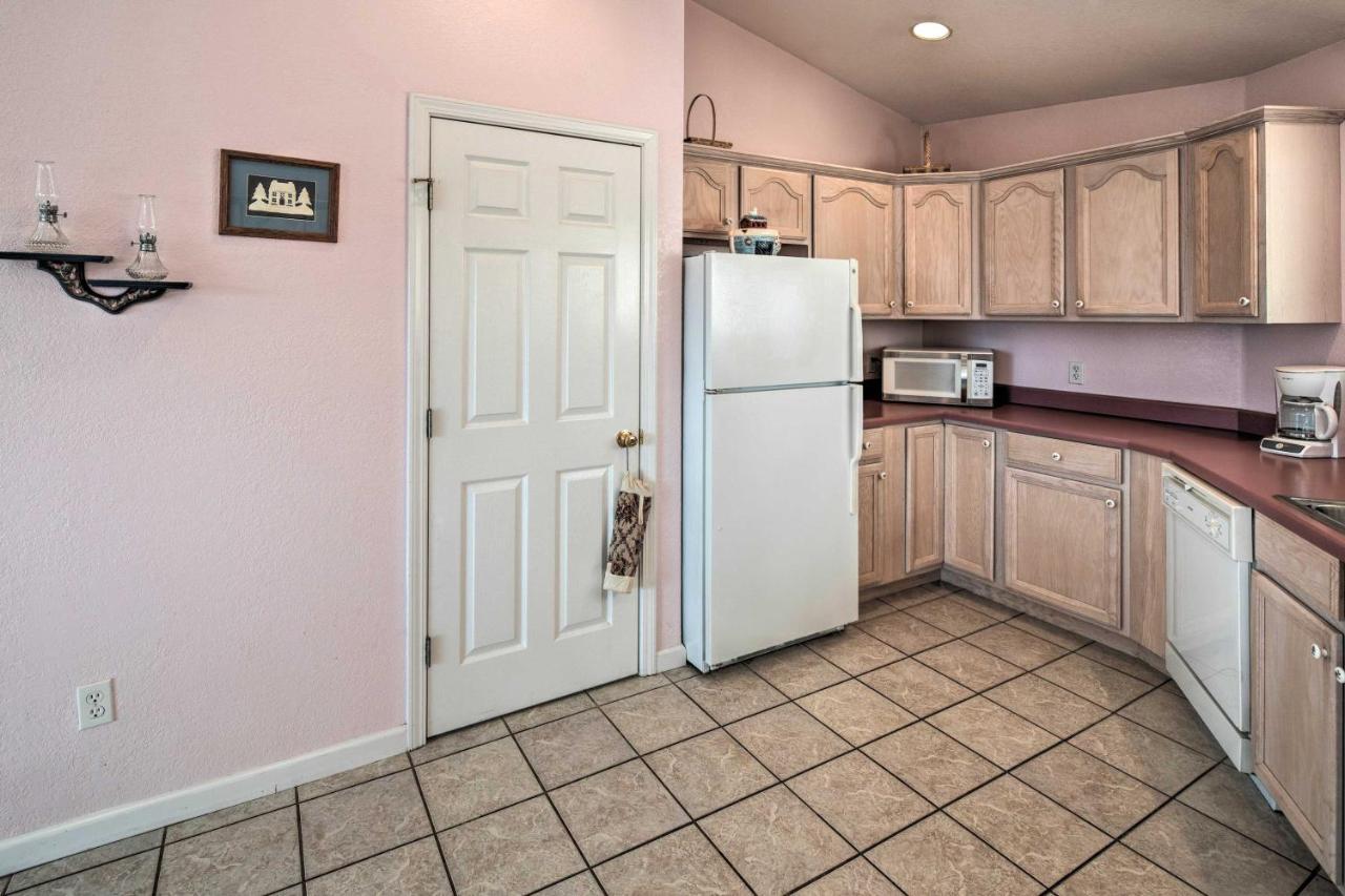 Charming Burnsville Apt With Mountain Views And Deck! Экстерьер фото